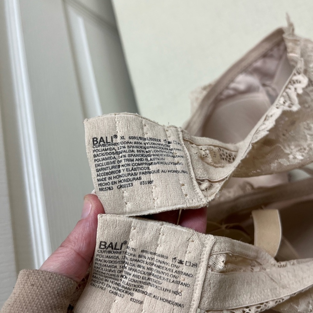 Bali XL beige desire lace wireless bralettes (2) - Picture 4 of 9
